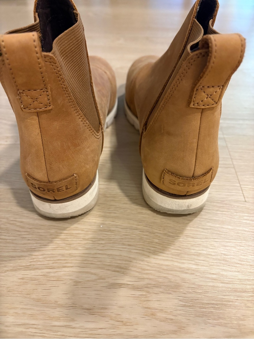Sorel Women's Tan Chelsea Ankle Booties